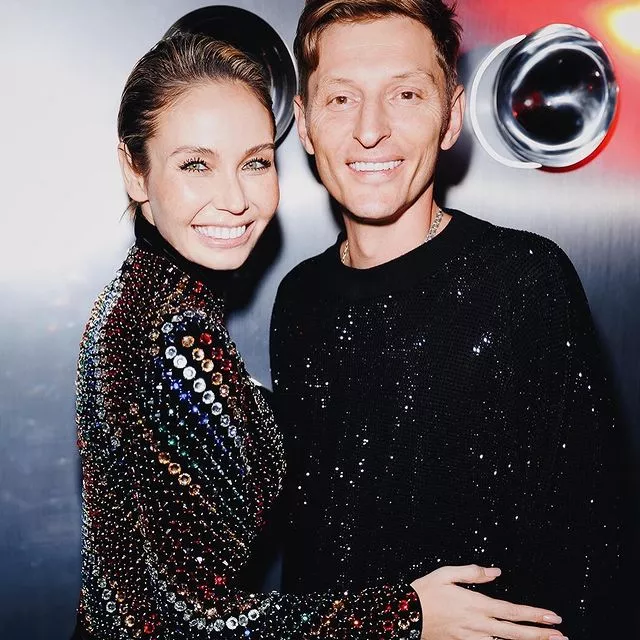 Вчера вечером в московском отеле «Метрополь» состоялся гала-ужин, посвященный 20-летию российского GQ ✨⠀Больше звездных гостей и подробностей — по ссылке в описании👉🏻 @hello__ru #hello_ru #hello_russia