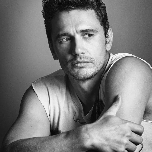 Джеймс Франко признался в сексуальных связях со студентками организованной им школы актерского мастерства.⠀Актер, которого ранее обвиняли в сексуальных домогательствах ученицы, впервые за четыре года нарушил молчание. Читайте по ссылке в профиле👉🏻 @hello__ru #hello_ru #hello_russia