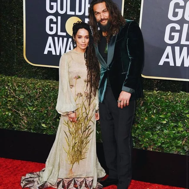 Отказываемся в это верить! Джейсон Момоа и Лиза Боне расстались после 16 лет отношений 💔😭Совместное заявление супругов — по ссылке в описании 👉🏻 @hello__ru #hello_ru #hello_russia