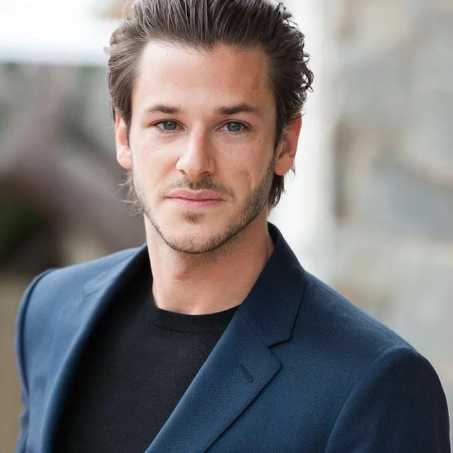 Стали известны подробности смерти французского актера Гаспара Ульеля, который трагически погиб вчера вечером. Читайте по ссылке в описании👉🏻@hello__ru #hello_ru #hello_russia