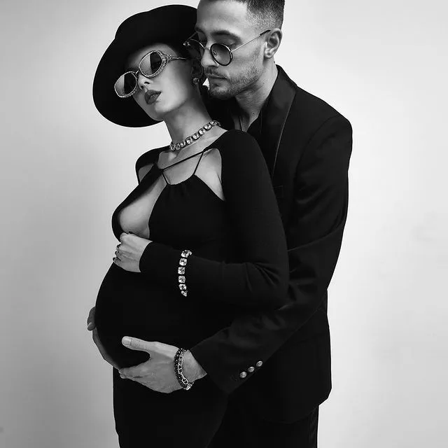 Певица Maruv готовится впервые стать мамой. О своих внутренних и внешних трансформациях она рассказала в интервью HELLO!Читайте по ссылке в описании профиля👉🏻@hello__ru #hello_ru #hello_russia 📷: Саймона Аннанда