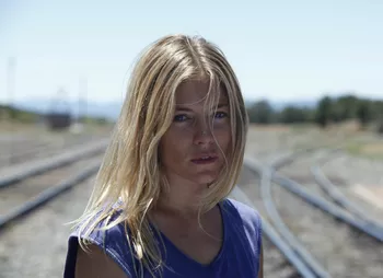 Сиенна Миллер