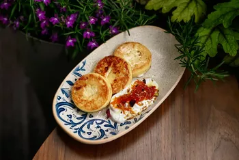 Сырники с апельсиновым конфитюром руб