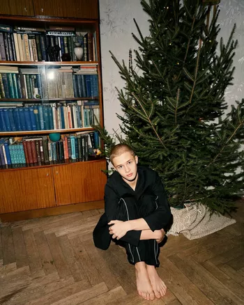 Леон Кемстач