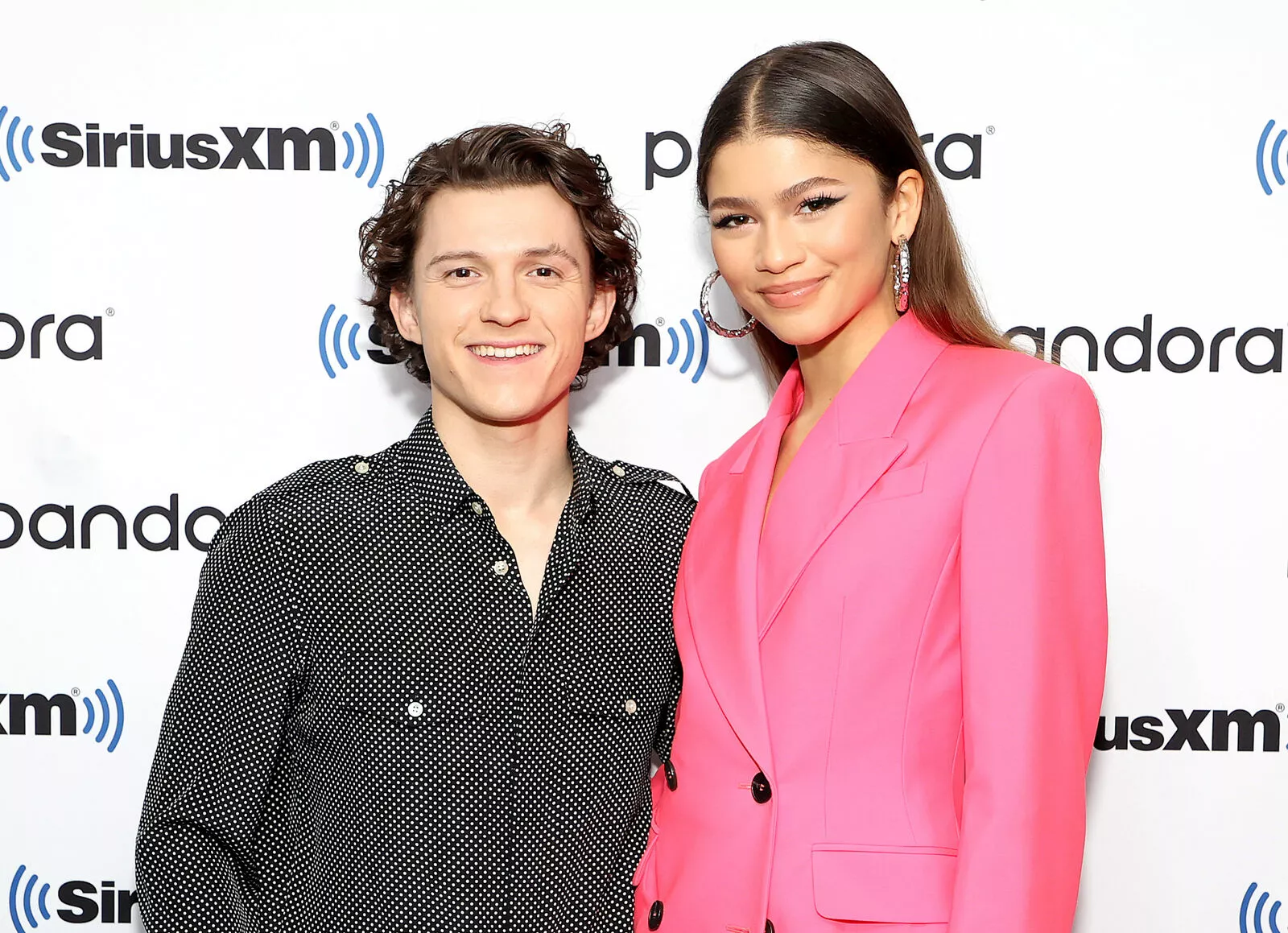 Зендая и Холланд. Tom Holland and Zendaya. Том Холланд и зендая в Париже.