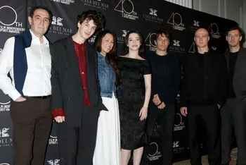 Актерский состав Аноры