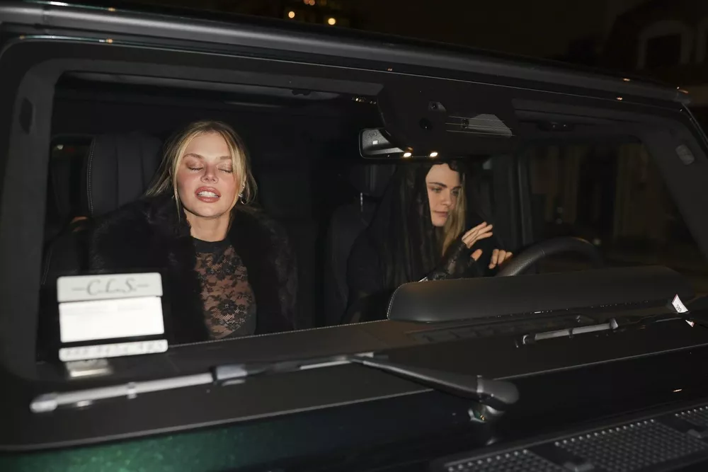 Самара Уивинг и Кара Делевинь