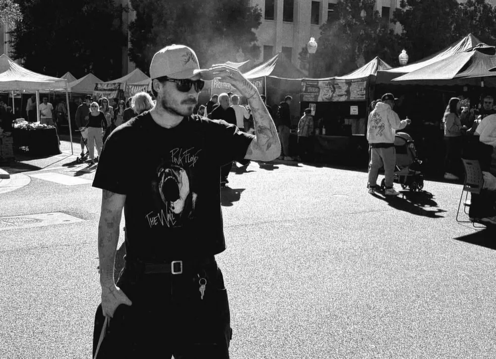 Бруклин Бекхэм раскрыл правду о семейном конфликте спустя год 