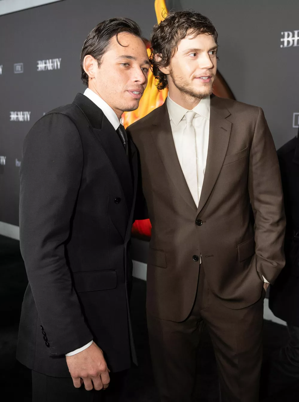 Энтони Рамос и Эван Питерс