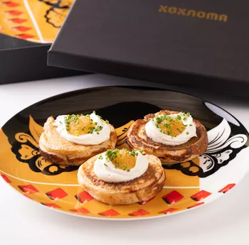 Воздушные оладьи, щучья икра и фермерская сметана (