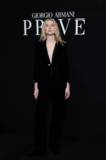 Элизабет Дебики