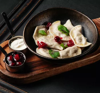 Вареники с вишней