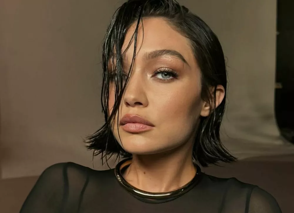 Кардинальное преображение: Джиджи Хадид стала жгучей брюнеткой