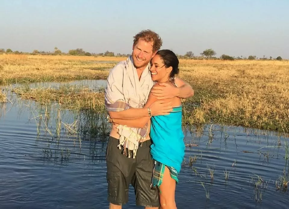 Меган Маркл поделилась романтическим видео, которое сняла их с Гарри дочь