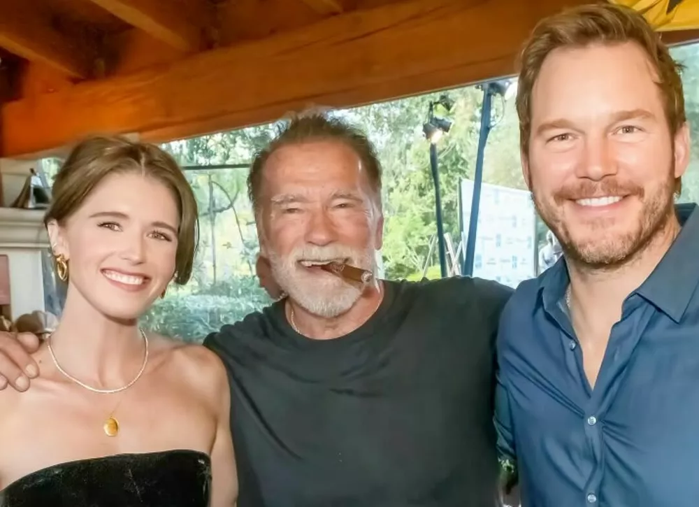 "Мы не знаем, что с ним делать": Крис Пратт рассказал о странном подарке от Арнольда Шварценеггера