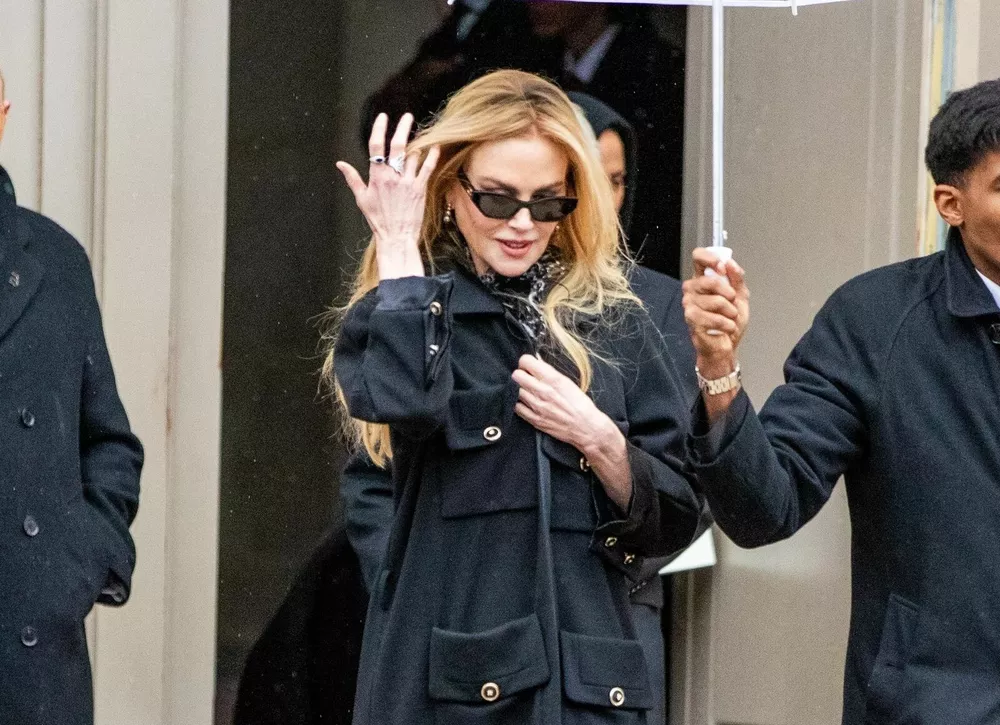 Николь Кидман снова попала в скандал с накладными волосами