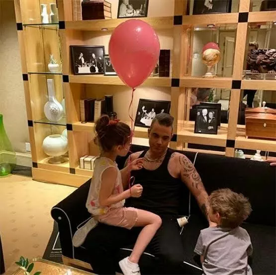 Уильямс с детьми