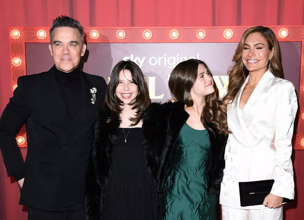 Робби Уильямс впервые прокомментировал выход в свет старшей дочери Тедди