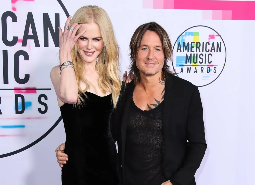 С глаз долой – из сердца вон: кто из знаменитостей расстался в 2025 году