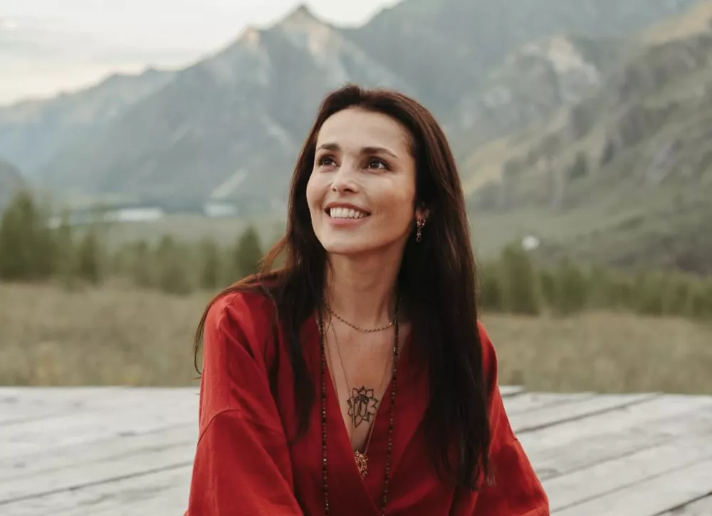 Сати Казанова впервые открыто показала лицо дочери