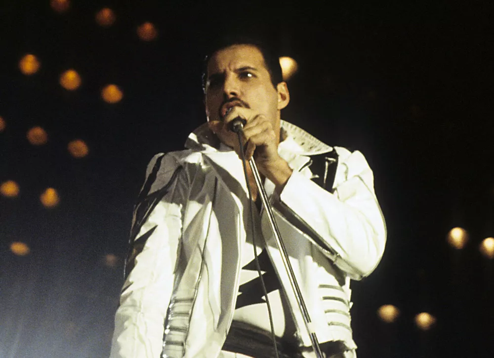 Тайная дочь Фредди Меркьюри скончалась от редкой болезни