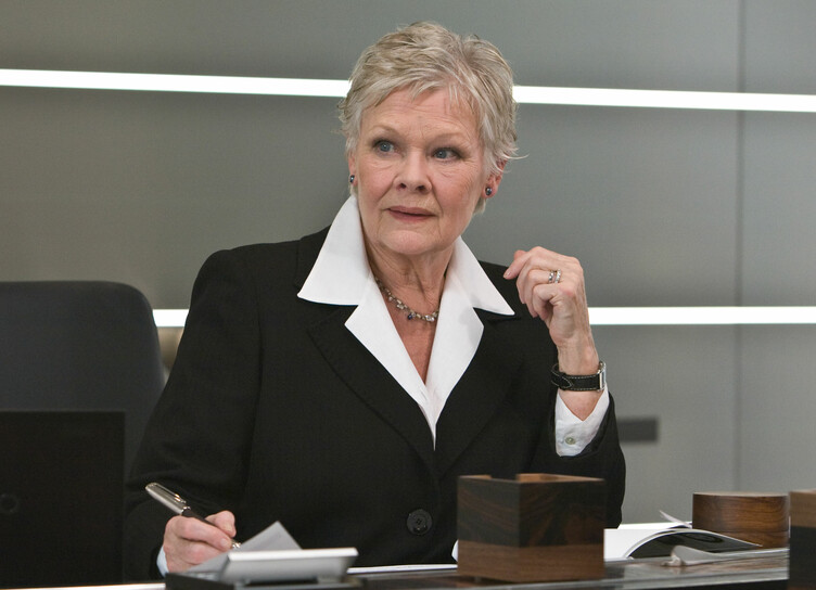 88-year-old Judi Dench complained about the inability to read scripts due to a progressive disease