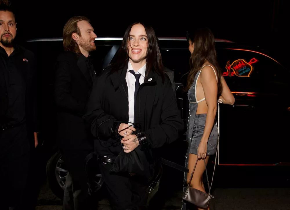 Билли Айлиш, Деми Ловато и Charli XCX посетили афтепати "Грэмми" от Saint Laurent