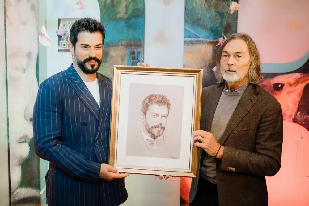 Бурак и Никас Сафронов