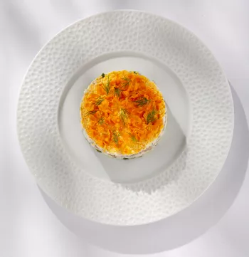 Салат с печенью трески