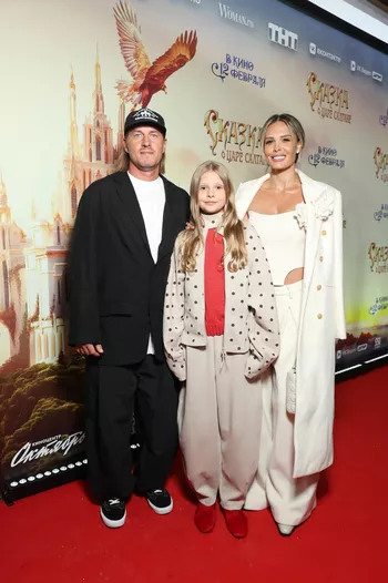 Мария Горбань с супругом Кириллом и с дочерью Стефанией