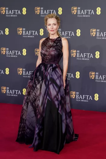 Джиллиан Андерсон