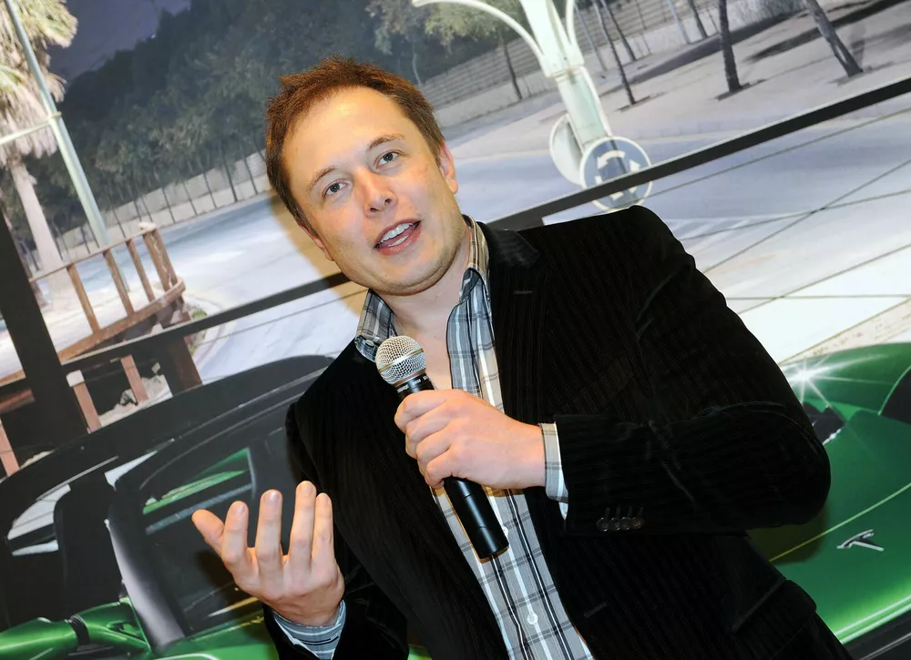 Илон Маск заявил, что построит город на Луне