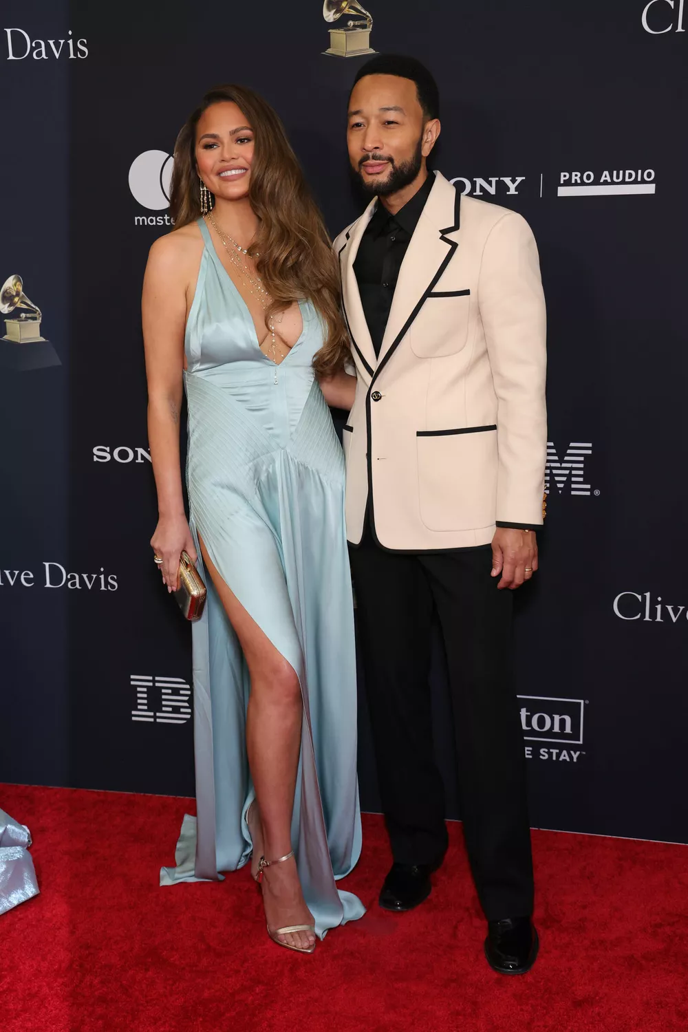 Крисси Тейген и Джон Ледженд