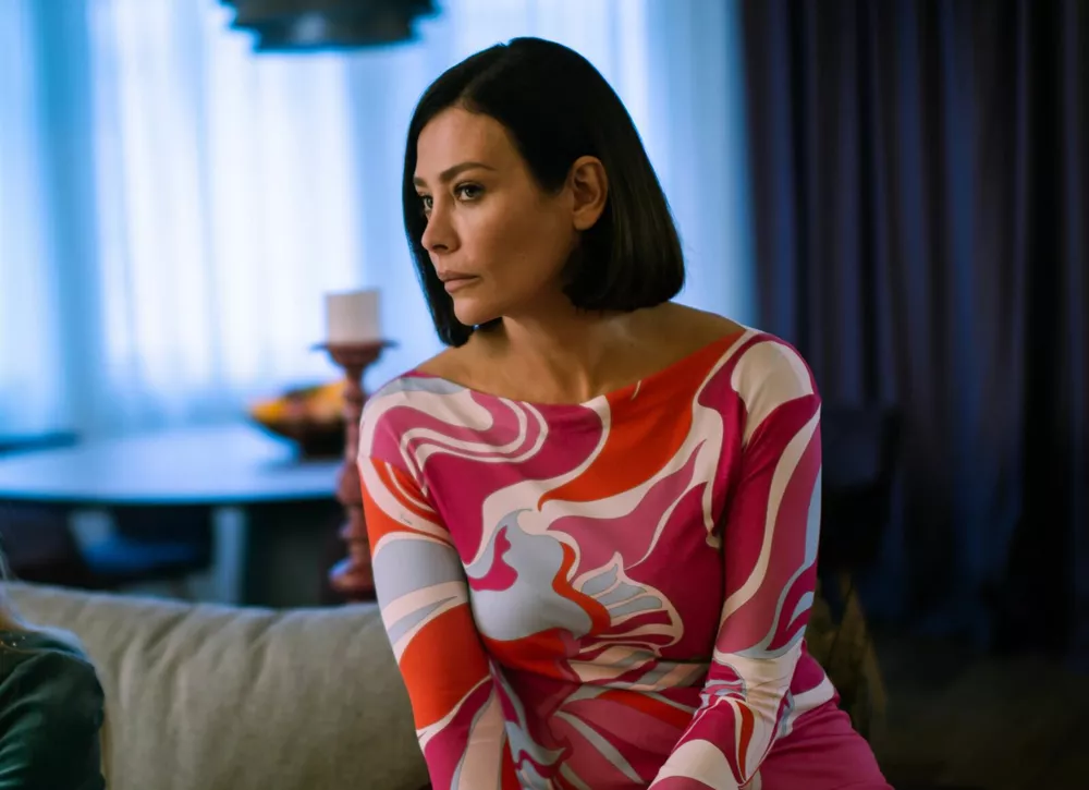 От российской императрицы до вдовствующей принцессы из Средневековья: 7 ярких ролей Екатерины Волковой