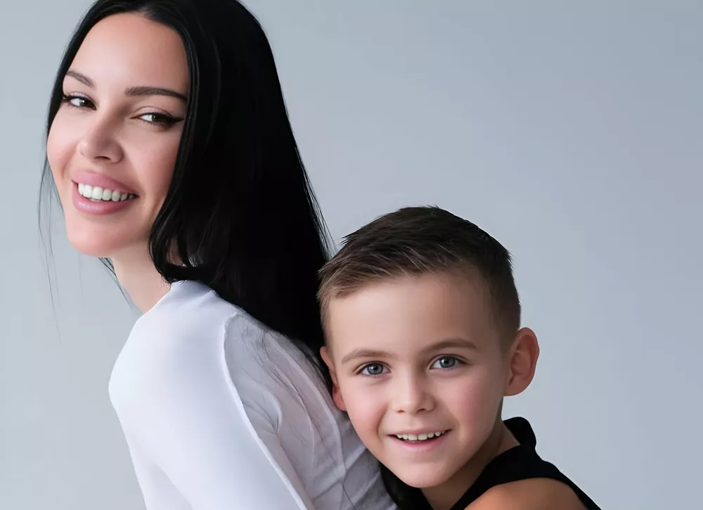 Уже не такой уж малыш: Оксана Самойлова отмечает 6-летие сына Давида