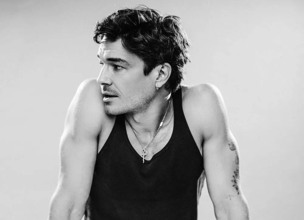 Я такой, какой есть: Максим Матвеев ответил на критику и объяснил свою страсть к аксессуарам