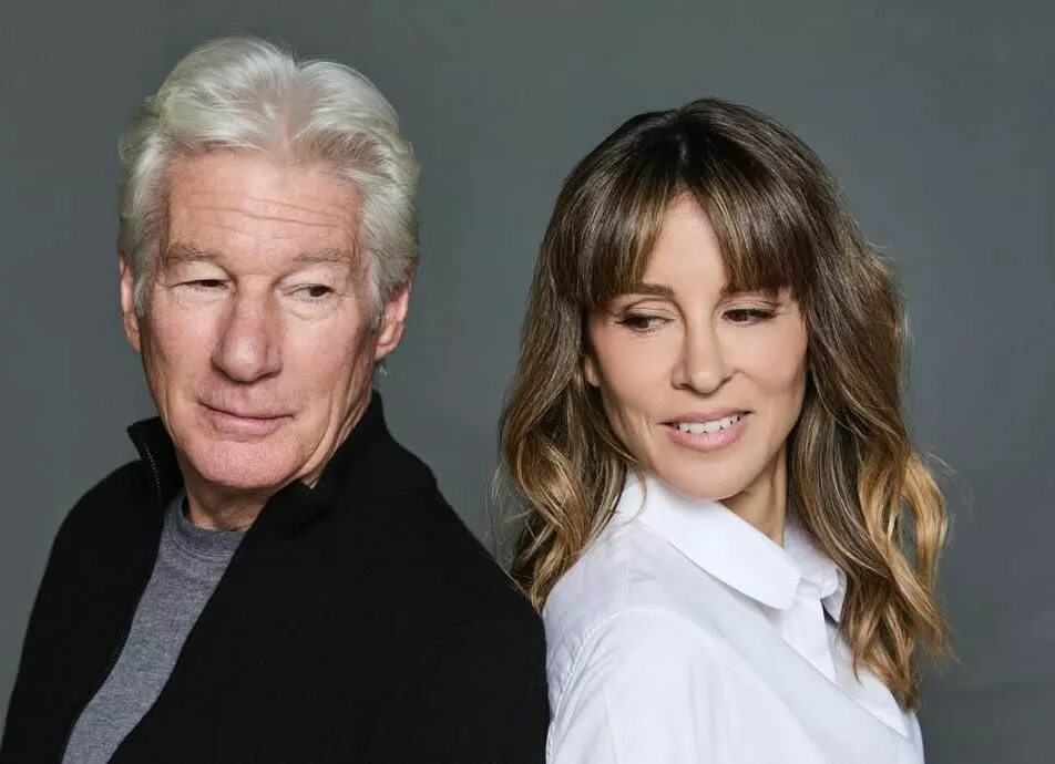 Жена Ричарда Гира поделилась редким фото их сыновей