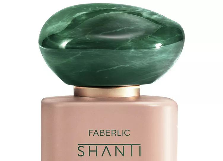 Безмятежная медитация: новая парфюмерная вода от Faberlic