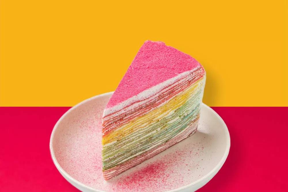 Радужный блинный торт