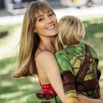 Джеки Эйнсли  жена Гая Ричи