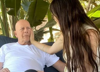 Брюс Уиллис