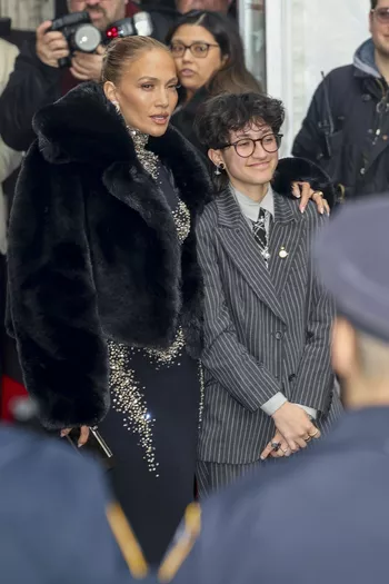 Джей Ло с дочкой