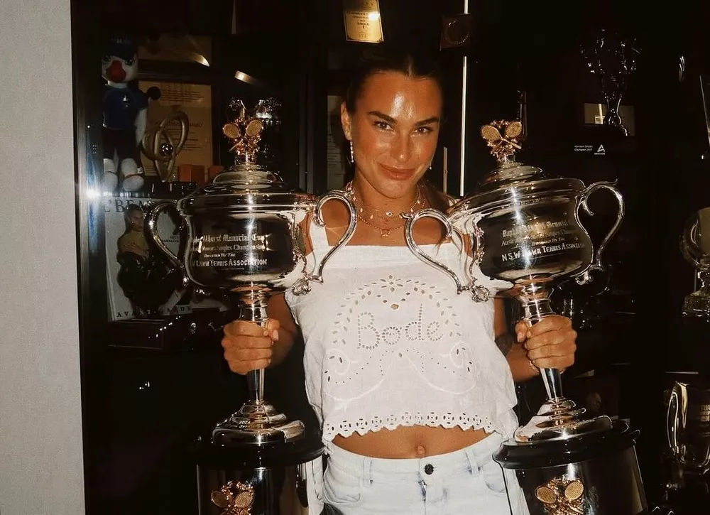 Без пяти минут жена: Арина Соболенко обнародовала видео с помолвки 