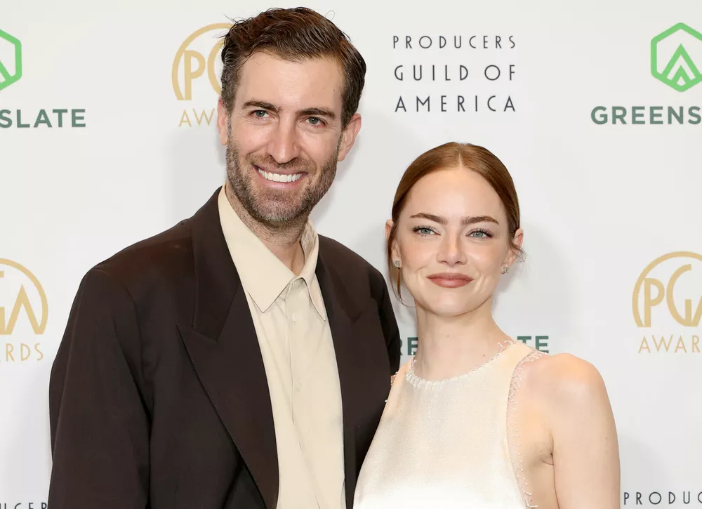 Эмма Стоун впервые за долгое время появилась на ковровой дорожке с мужем