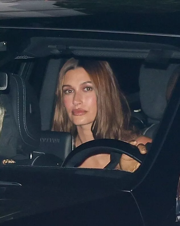 Хейли Бибер