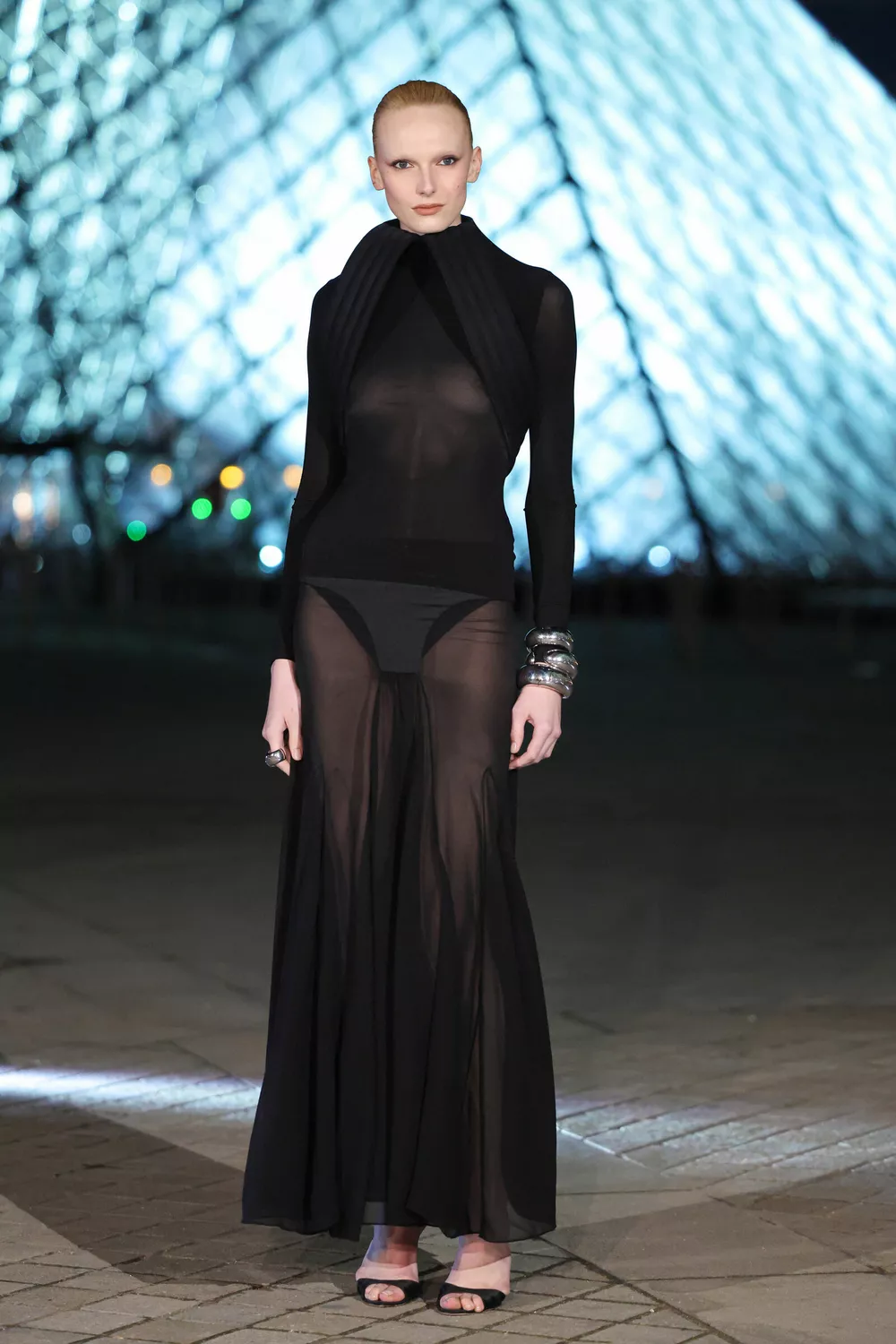 Алекс Консани