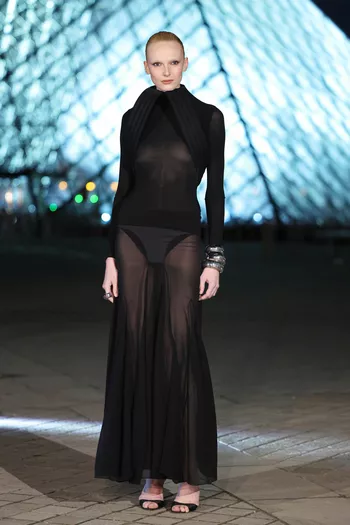 Алекс Консани