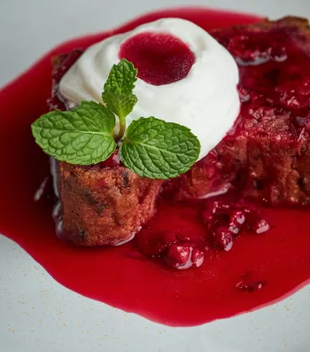 Вишнево-свекольный кекс 