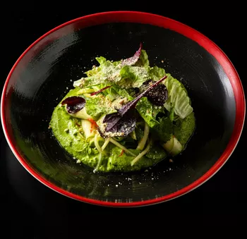 Севиче из кабачка с кремом из зеленого горошка