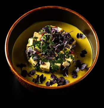 Крем-суп из батата с маринованным тофу